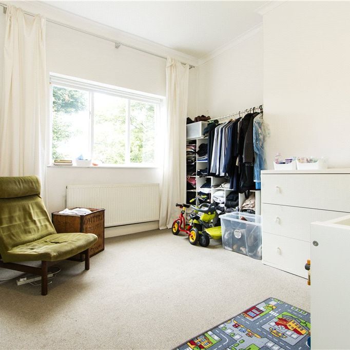 Colvestone Crescent, London, E8 2LG - Photo 1