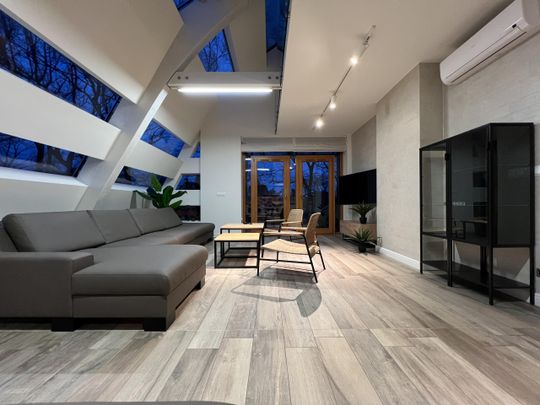Dwupoziomowy apartament | Garaż | Klimatyzacja | Zieleń | - Photo 1