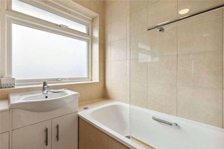 Nightingale Lane, London, SW12 - Photo 5