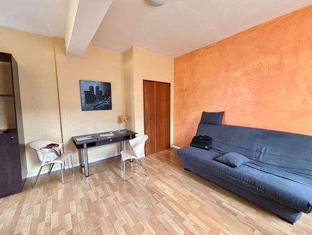 Location Appartement 1 pièce 22m² - Photo 2