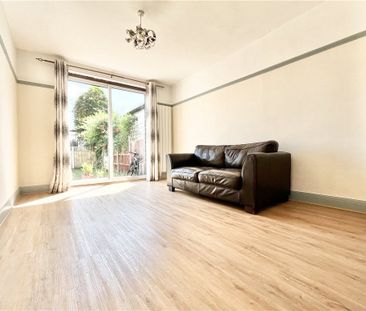 Argyle Avenue, Hounslow, TW3 2LF - Photo 2