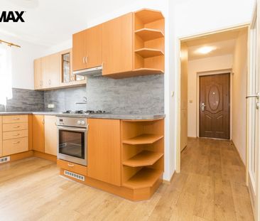 Pronájem bytu 1+1 36 m² - Photo 2