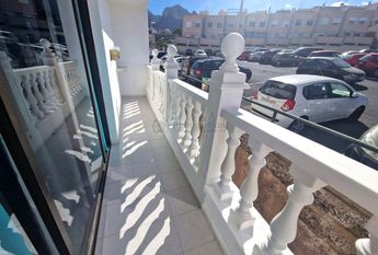 Se alquila en Los Olivos apartamento de 4 dormitorios