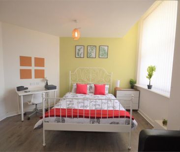 Studio to rent - Photo 2