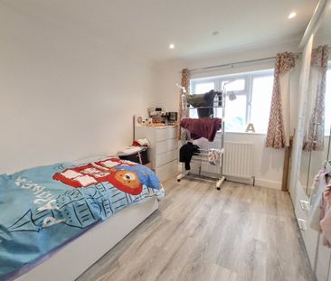 School Row, HEMEL HEMPSTEAD - Photo 5