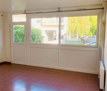 A LOUER Appartement 50000 Saint-Lô 1 chambre 62.30 m² - Photo 2