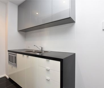 3203/151 City Road - Photo 1