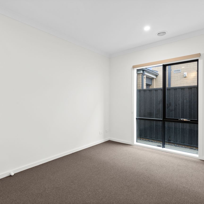 Family Home - Photo 1