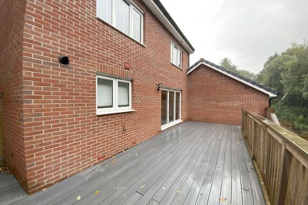 4 bedroom detached house to rent - Photo 1