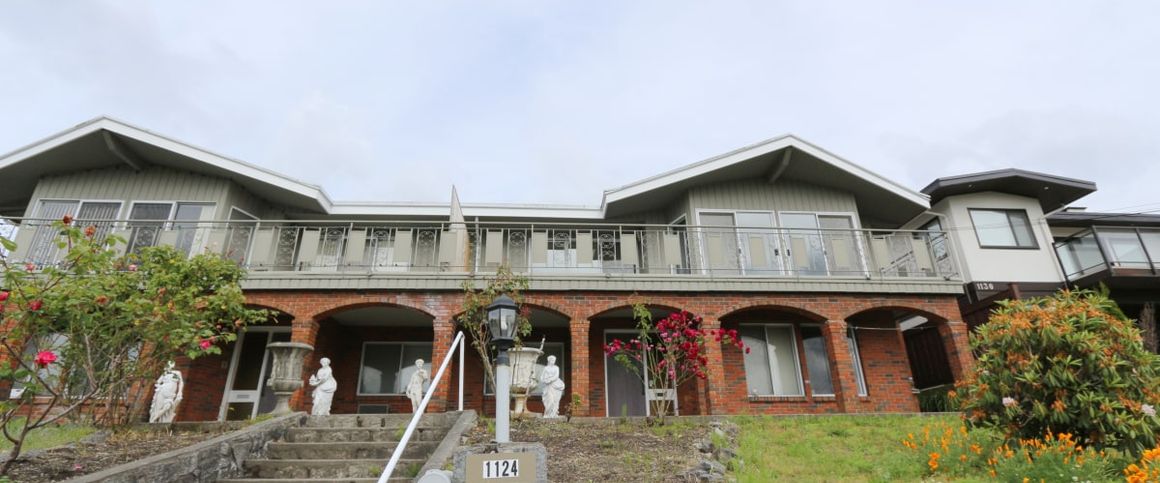 Beautiful 2 Bedroom Suite in Burnaby North! — 1124 - Photo 1