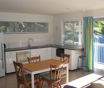 Fully Furnished Studio - Utilities Included - Photo 6