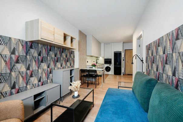 Nowoczesne mieszkanie w sercu Rataj - Photo 1