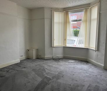 2 Bed Flat, Dalton Road, CH45 - Photo 1