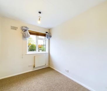 2 bedroom maisonette to rent - Photo 3