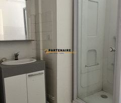 Location Appartement 3 pièces 55m² TOURNON SUR RHONE 07300 - Photo 2