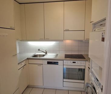 Bienne, 3-room apartment in the heart of the old town - Photo 4