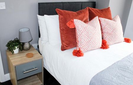 1 bedroom in a house share to rent - Photo 3