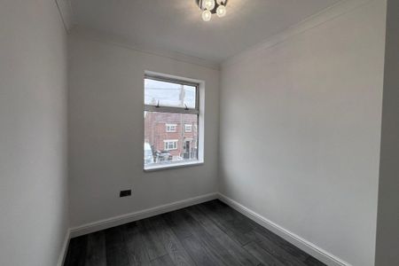 Milton Avenue - Photo 2