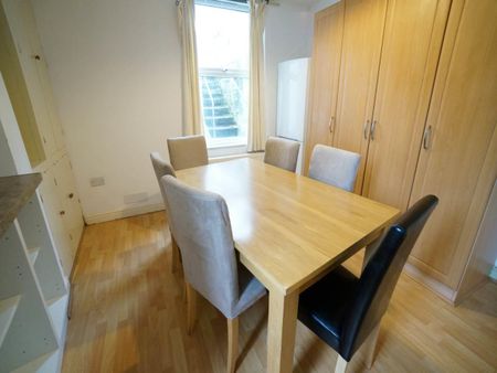 1 Penllys Terrace - Photo 4