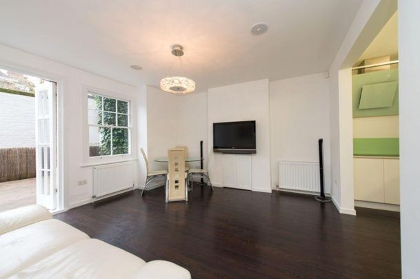 2 bedroom flat to rent - Photo 1