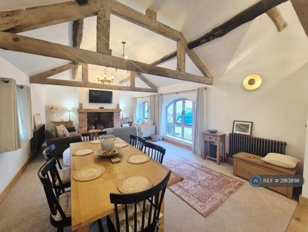 3 bedroom detached house to rent - Photo 3