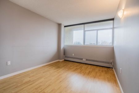 For Lease - 2301 Derry Road Unit# 405, Mississauga, Ontario - Photo 2
