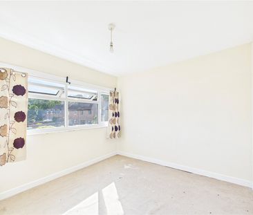 Meadow Way, Theale, Reading, Berkshire, RG7 - Photo 2