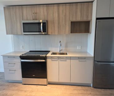 For Lease - 500 Plains Road, Burlington, Ontario - Photo 2