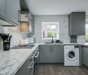 79 Bloomsbury Walk - Photo 2