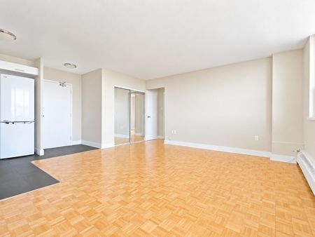 For Lease - 1500 Bathurst Street Unit# 1004, Toronto, Ontario - Photo 2