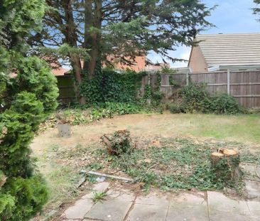 2 bedroom semi-detached house to rent - Photo 5