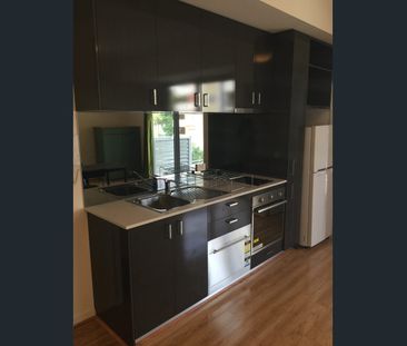 Furnished "VIBE" on Wellington Street - Photo 2