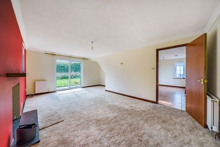 4 bedroom detached house to rent - Photo 3