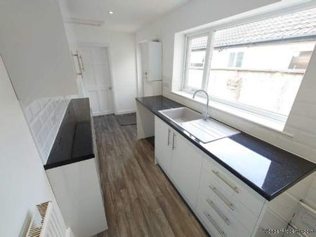 2 bedroom property to rent in Grimsby - Photo 2