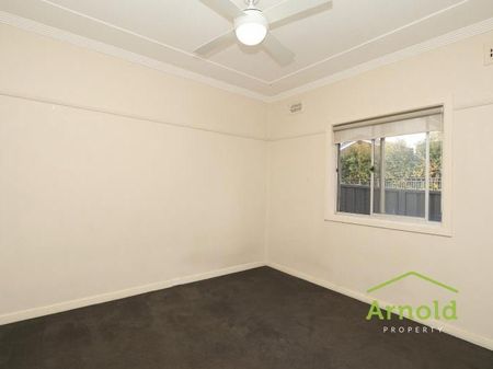 Friendly Family Home! Excellent Location! - Photo 5