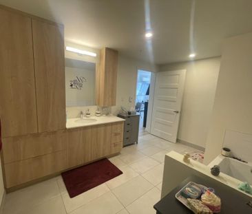 Condo lumineux à louer - Photo 3