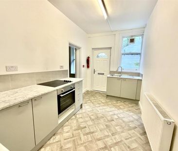 1 bedroom property to rent - Photo 6