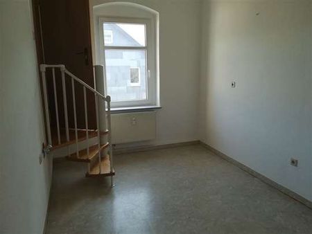 *** Super Preis! 2 - Raum Wohnung 2.OG.li.in Harthau sucht neue Mieter *** - Foto 4