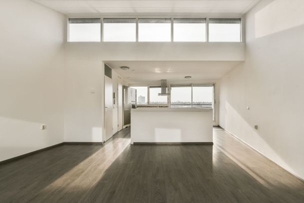 Appartement te huur: Bijlmerdreef 917 1103 TD Amsterdam - Photo 1