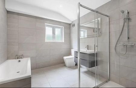 6 bedroom semi-detached house to rent - Photo 4