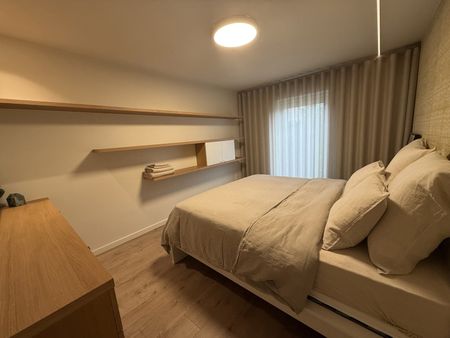 Stijlvol en gemeubileerd gelijkvloers appartement voor expats of bedrijven - Photo 3