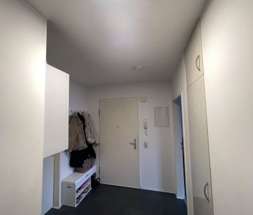 Zentrale 3-Zimmer-Wohnung mit Balkon und Stellplatz - Photo 3