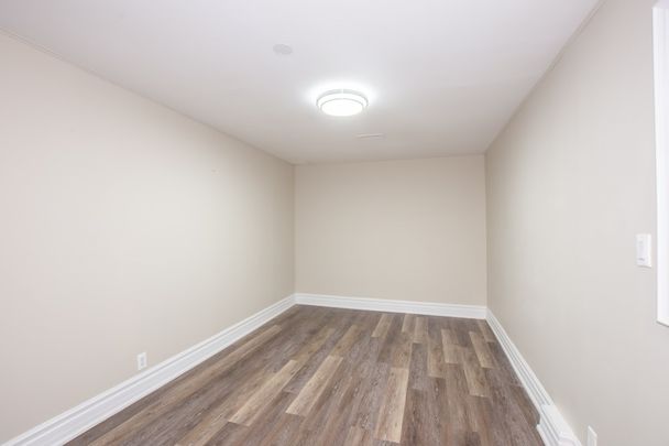 All Inclusive 2 Bedroom + Den Lower Unit in St. Catharines!! - Photo 1