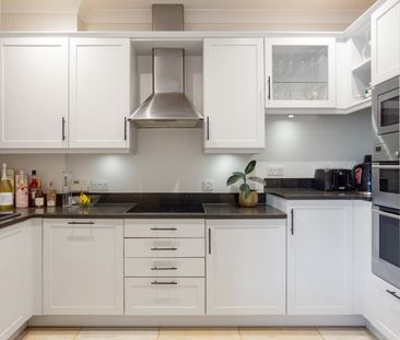 Queensborough House North, 16 Oatlands Chase, Weybridge, KT13 flat ... - Photo 5