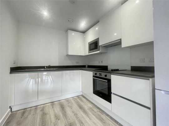 1 bedroom flat to rent - Photo 1