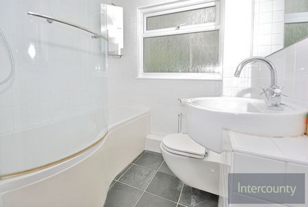 3 Bedroom Semi Detached House To Rent - Photo 5