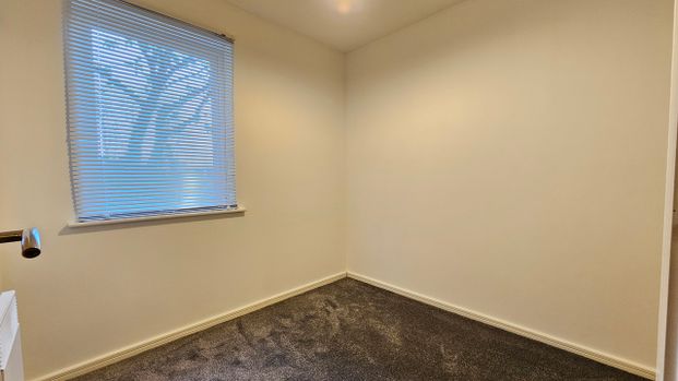 £700 PM · Apartment 1, Manchester Court, Federation Road, Stoke-on-Trent, Staffordshire - Photo 1