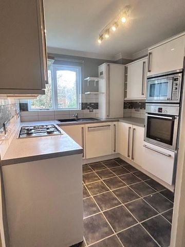 2 bedroom flat to rent - Photo 5