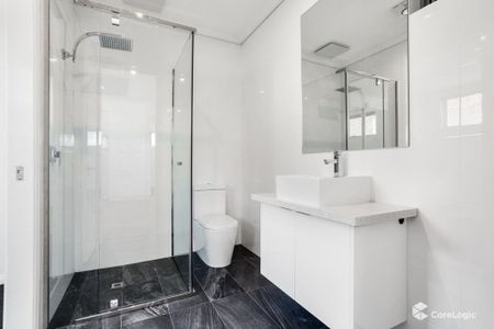 2/24 Sussex Street, Nollamara WA 6061 - Photo 4