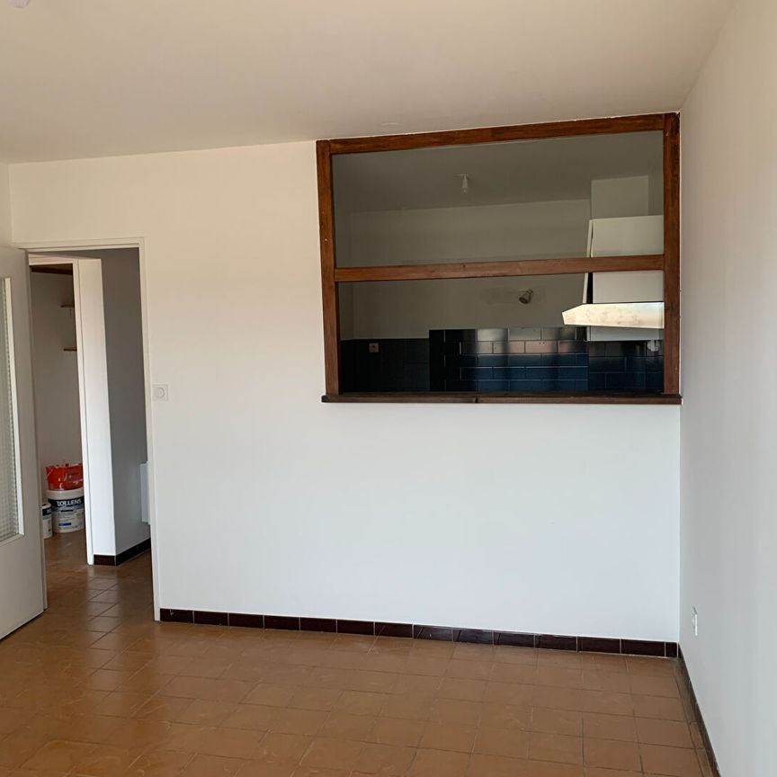 Location Appartement 2 pièces 43m² NIMES 30000 - Photo 1